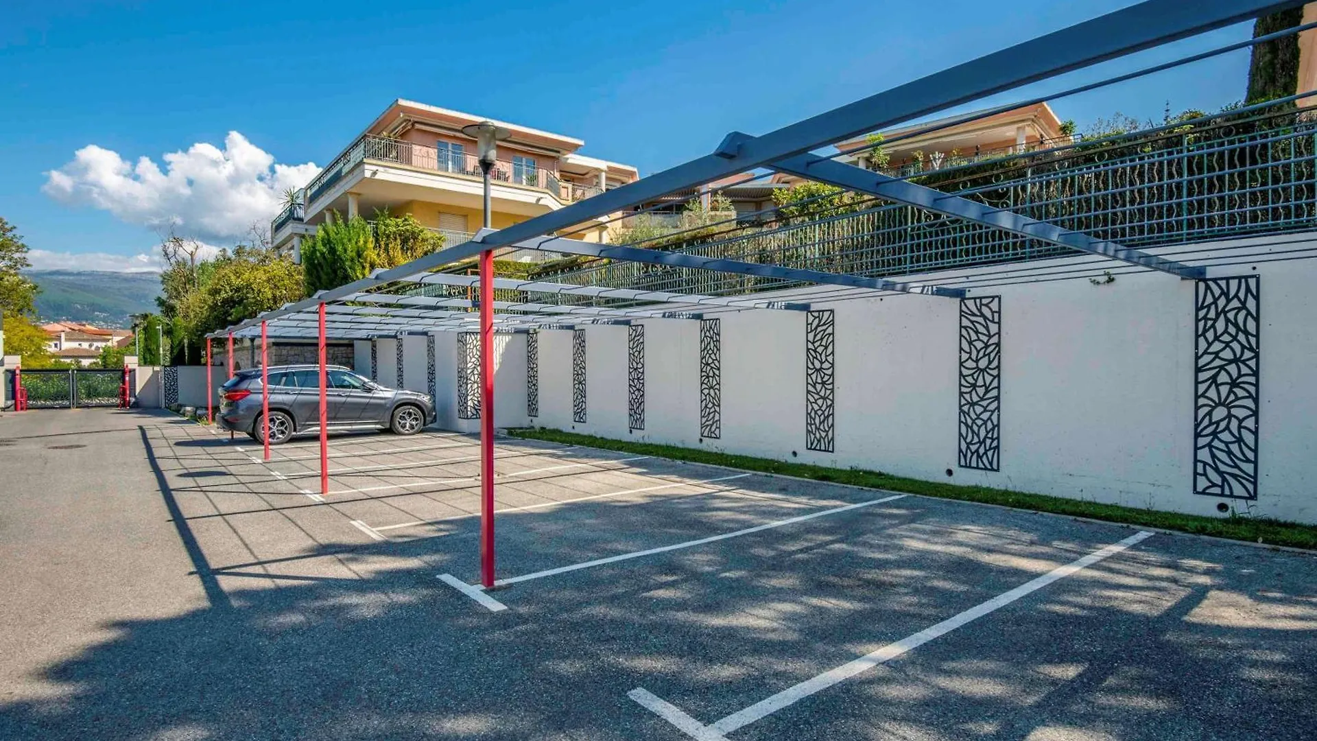 Ibis Cannes Mouans Sartoux Piscine Parking Gratuit França