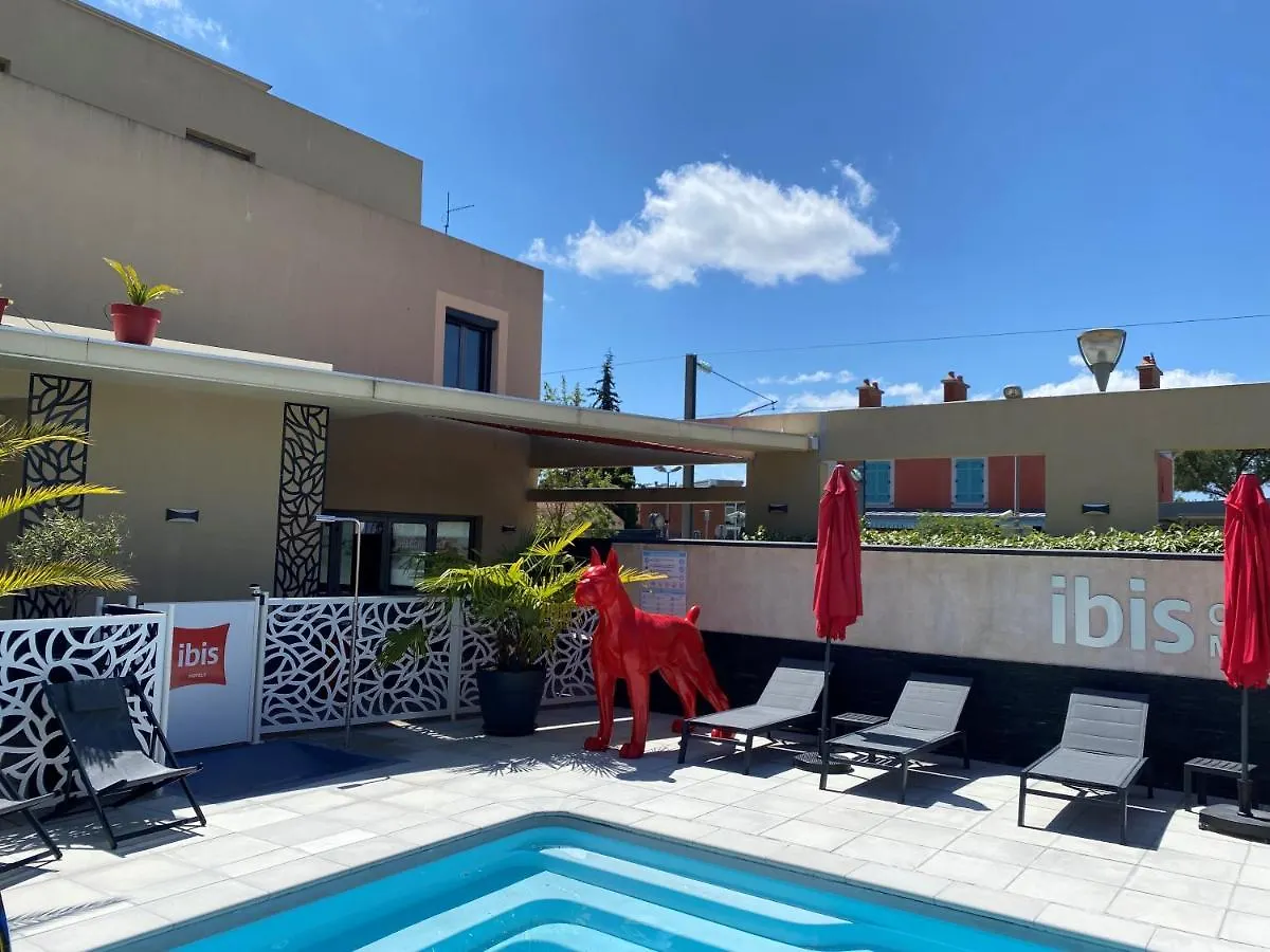 Ibis Cannes Mouans Sartoux Piscine Parking Gratuit 3*, Муан-Сарту Франция